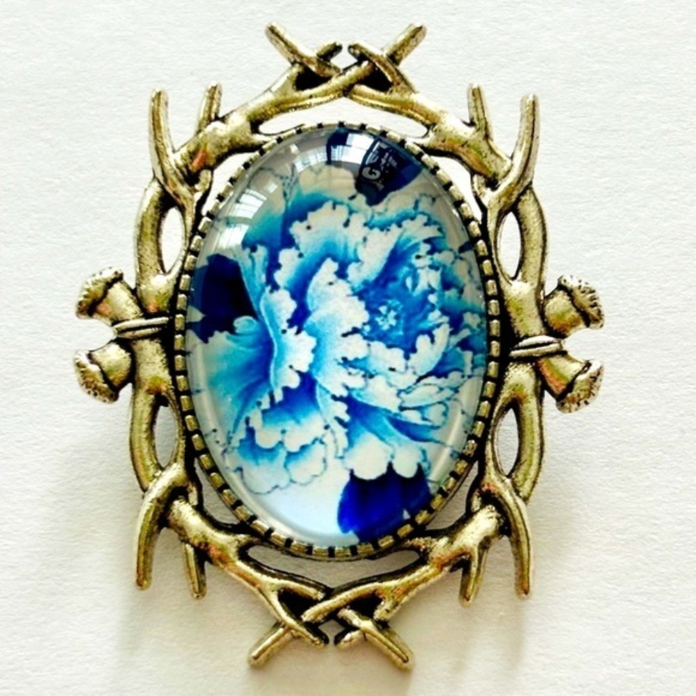 Blue and White Floral Print Vintage Style Brooch, Handmade, NWT